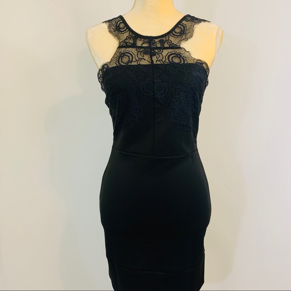 TOPSHOP Eyelash Lace Neckline Black Halter Bodycon Dress NWT